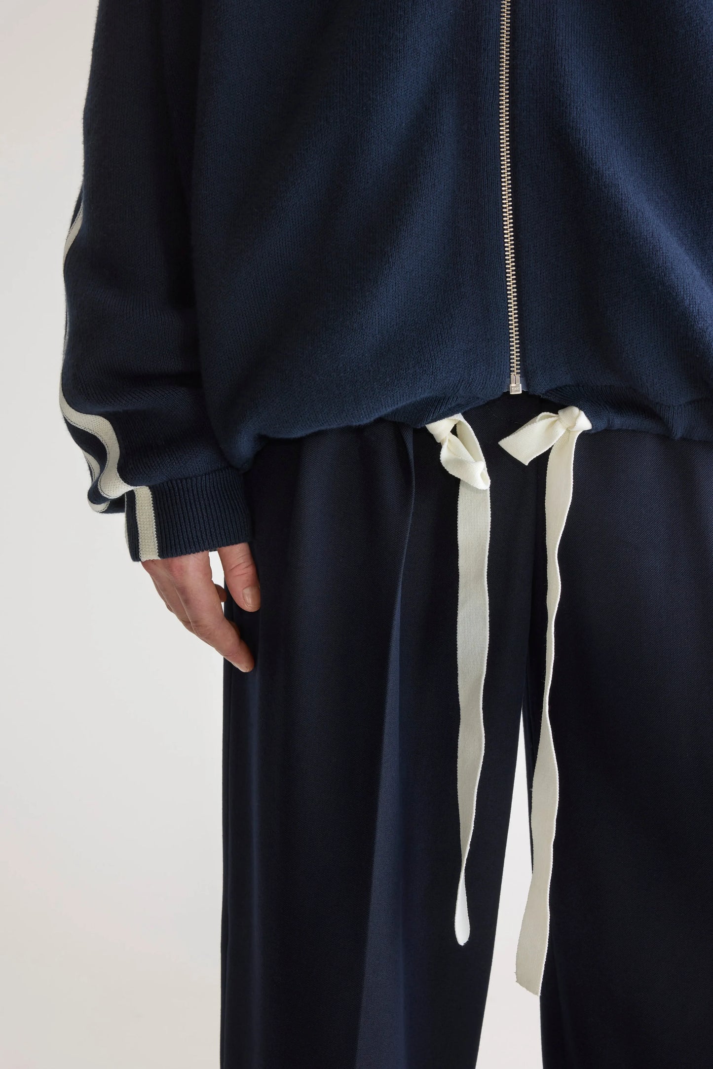 Angik Cardigan