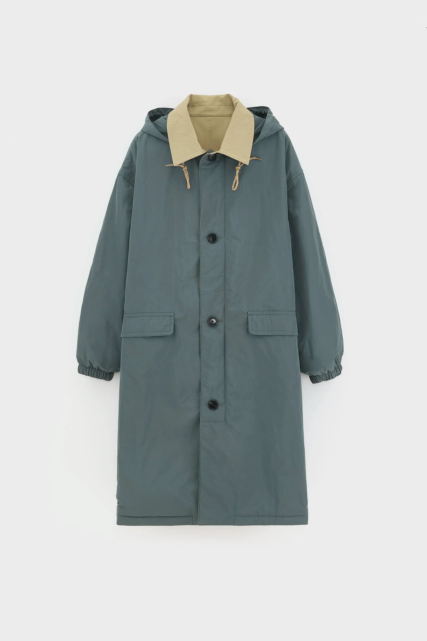Hearty trenchcoat
