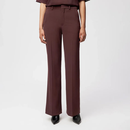 Argue Pants
