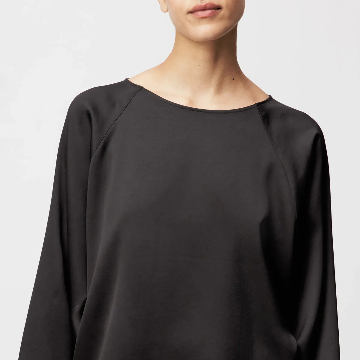 Nialine Blouse Dark Brown