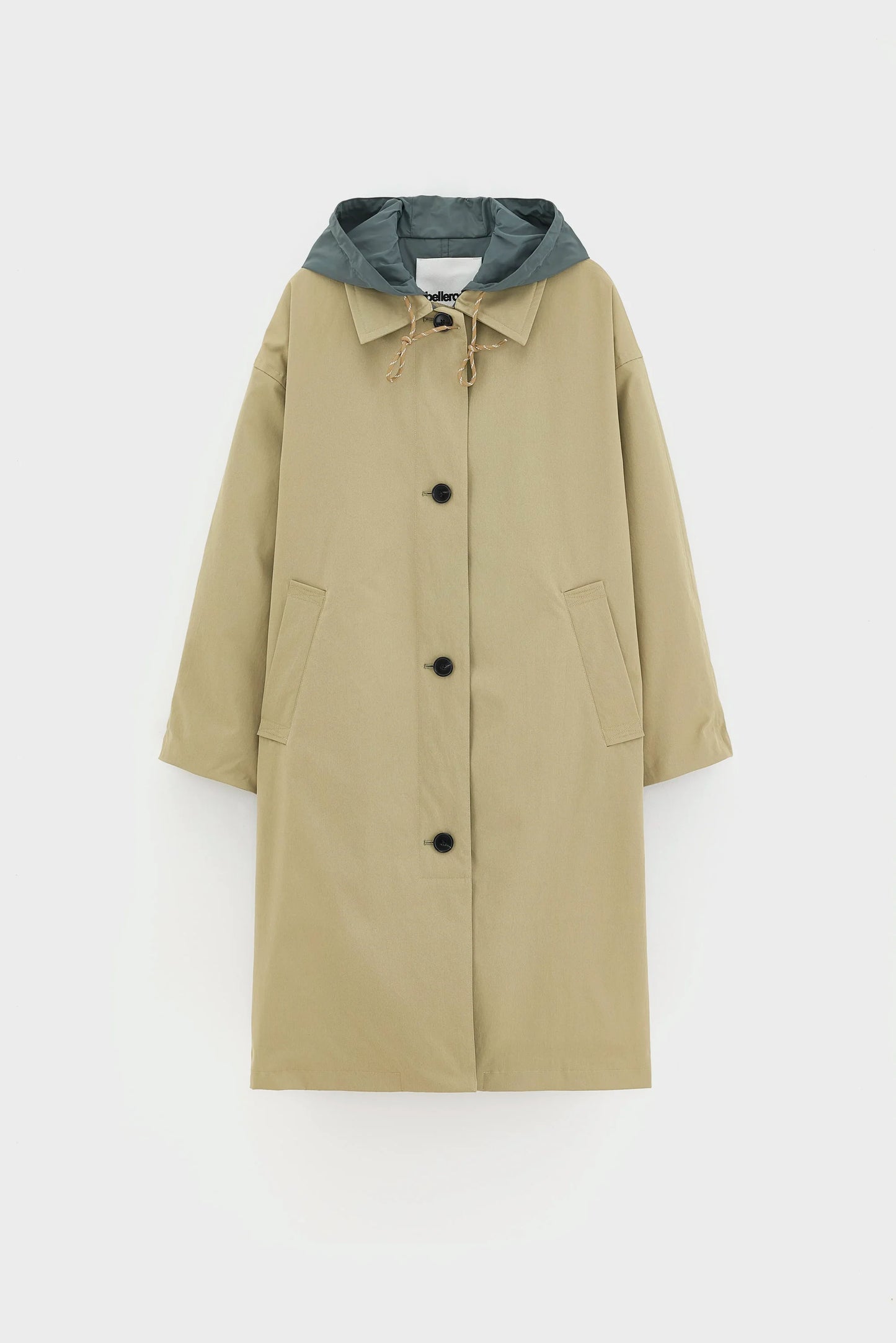 Hearty trenchcoat